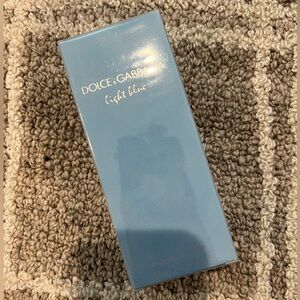 Light Blue by Dolce and Gabbana perfume 💙